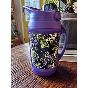 Under Armour 64OZ Purple Sports Water Bottle with Handle and Flip‎ Lid [COPY]